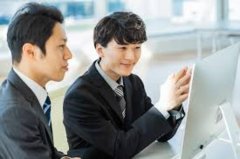 前台接待与客户服务